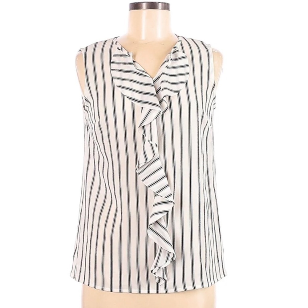 NWT Ruffled Sleeveless Blouse